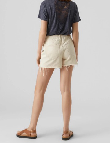 Pantaloni scurți de blugi Vero Moda, bej