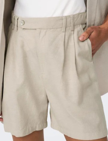 Pantaloni scurți Only, crem