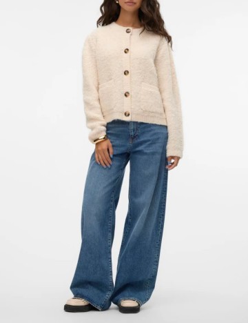 Pulover cu nasturi Vero Moda Aware, crem