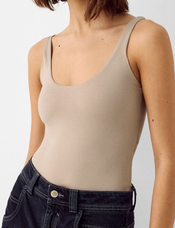 Body Bershka, bej