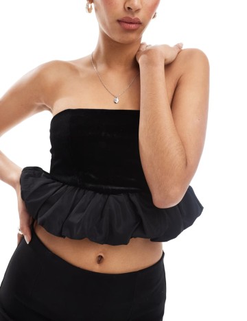 Top Bershka, negru