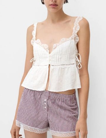 Top Bershka, alb