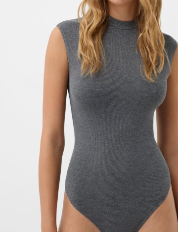 Body Bershka, gri