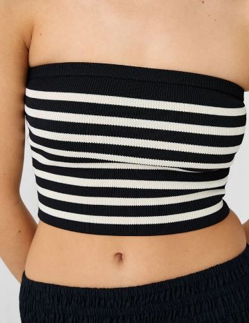Top Bershka, mix culori