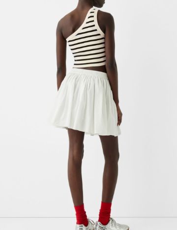 Top Bershka, mix culori