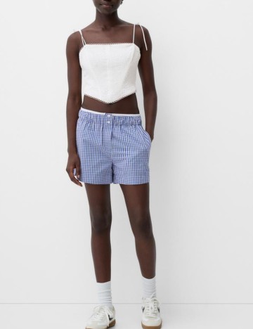 Top Bershka, alb