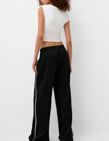 Top Bershka, alb