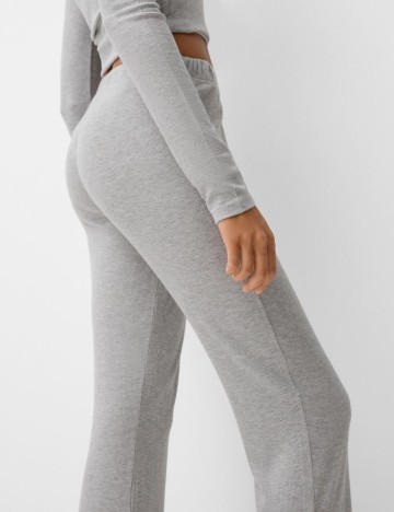 Pantaloni Bershka, gri