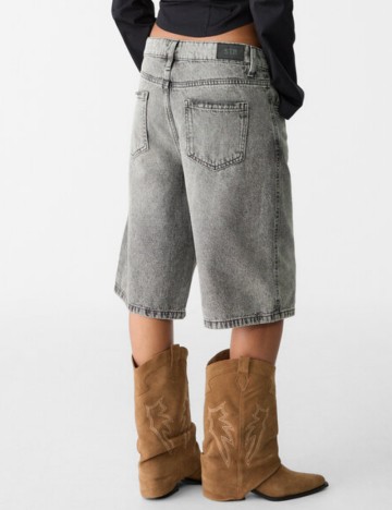 Jeans 3/4 Stradivarius, gri