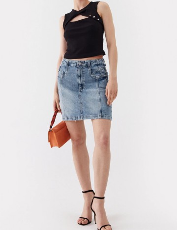 Maiou Guess, negru