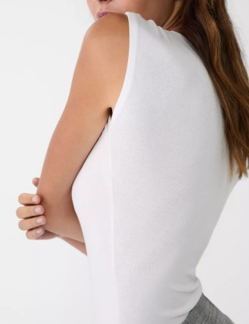 Body Stradivarius, alb