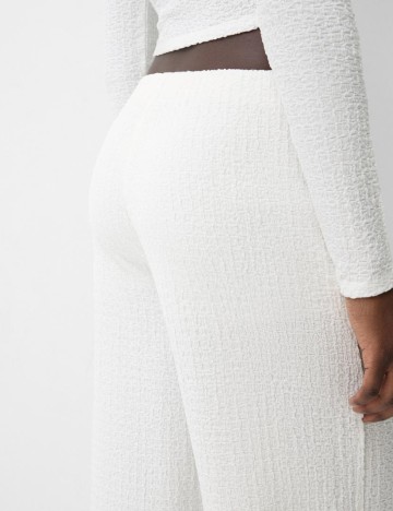 Pantaloni Bershka, alb