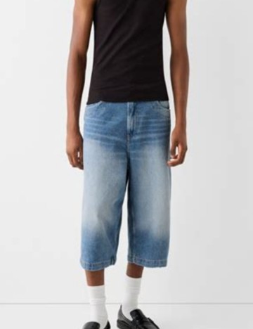 Pantaloni 3/4 Bershka, albastru