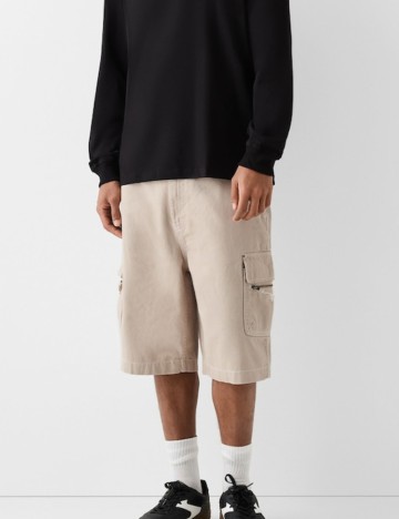 Pantaloni 3/4 Bershka, bej