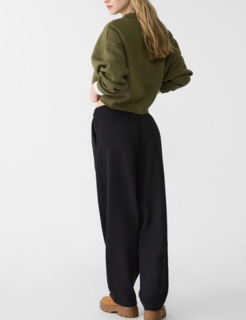 Pantaloni Stradivarius, negru