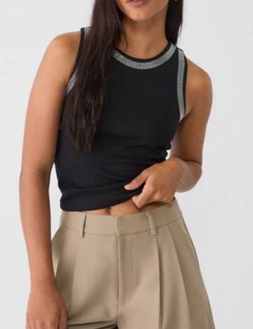 Maiou Stradivarius, negru