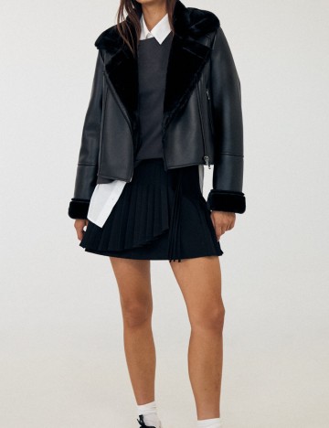 Cojoc Stradivarius, negru