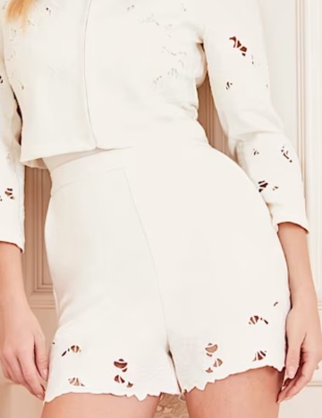 Pantaloni scurți Marciano, crem