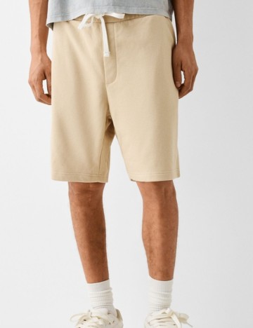 Pantaloni scurți Bershka, bej