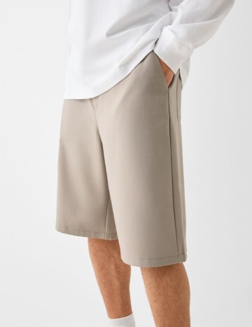 Pantaloni 3/4 Bershka, bej