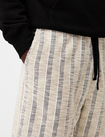 Pantaloni scurți Bershka, mix culori