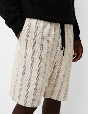 Pantaloni scurți Bershka, mix culori