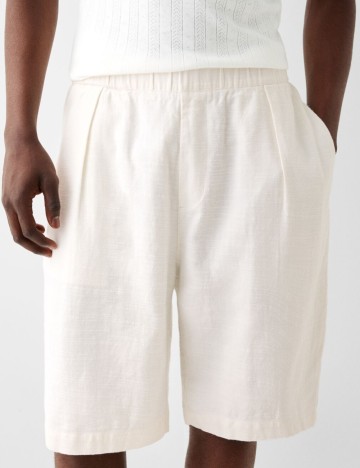 Pantaloni scurți Bershka, crem