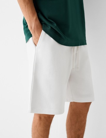 Pantaloni scurți Bershka, alb