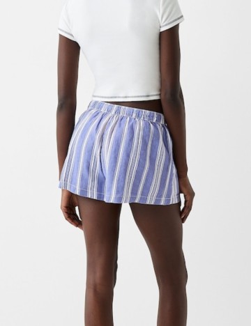Pantaloni scurți Bershka, mix culori