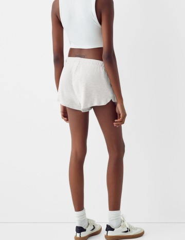 Pantaloni scurți Bershka, gri