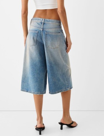 Pantaloni 3/4 Bershka, albastru