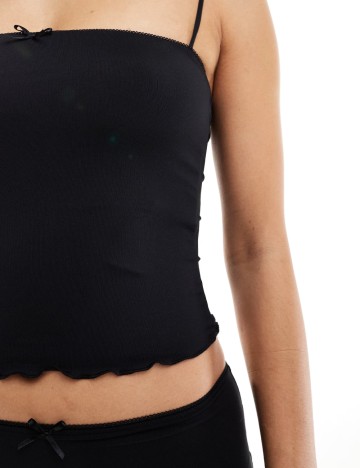 Top Bershka, negru