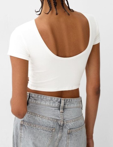 Top Bershka, alb