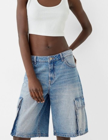 Pantaloni scurți de blugi Bershka, albastru