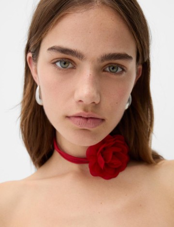 Chocker Bershka, roșu