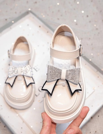 Pantofi Shein, crem
