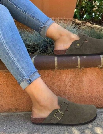Saboți Shein, kaki