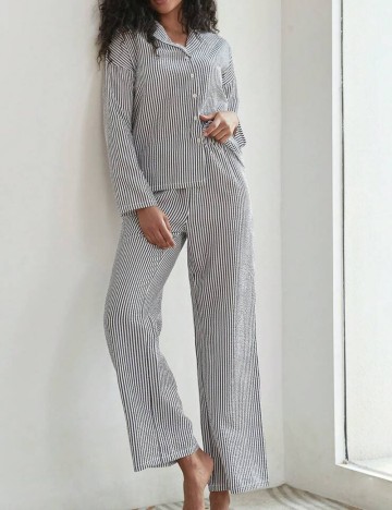 Pijamale Shein, mix culori