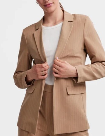 Sacou Pieces, maro