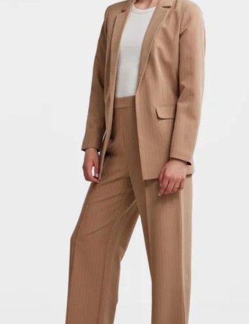 Sacou Pieces, maro