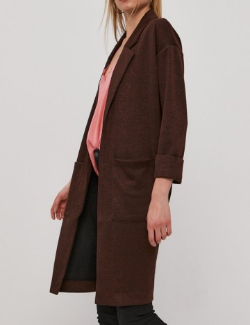 Cardigan Pieces, maro