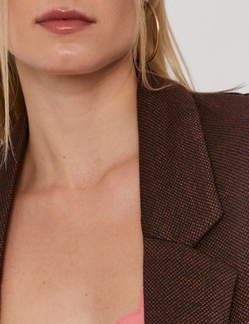 Cardigan Pieces, maro