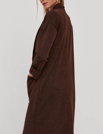 Cardigan Pieces, maro