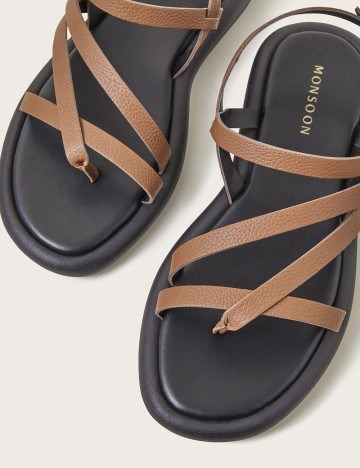Sandale Monsoon, maro