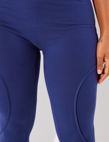 Colanti PRETTYLITTLETHING, bleumarin
