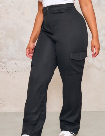 Pantaloni PRETTYLITTLETHING, negru