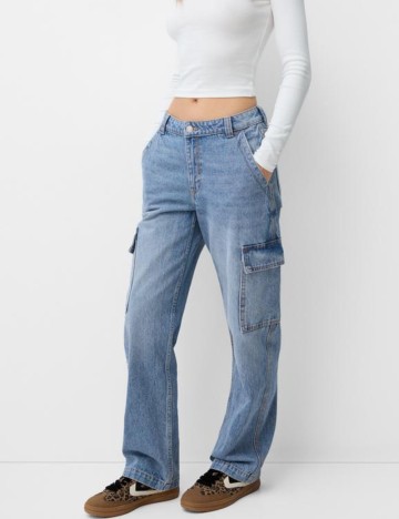 Jeans Bershka, albastru