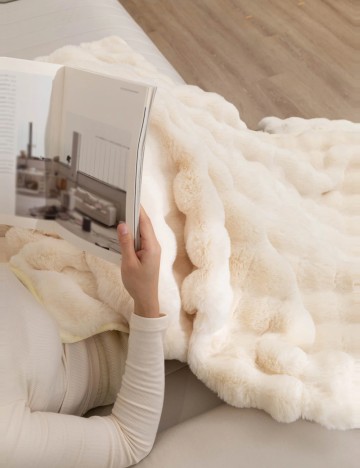 Cuvertură Shein, crem