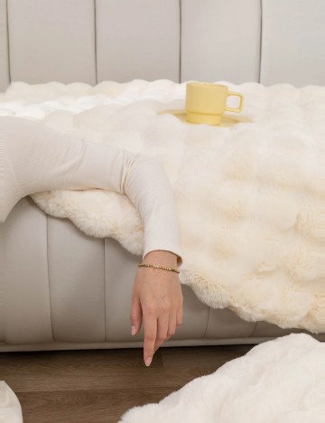 Cuvertură Shein, crem