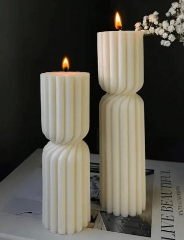 Lumanare parfumata Shein, alb